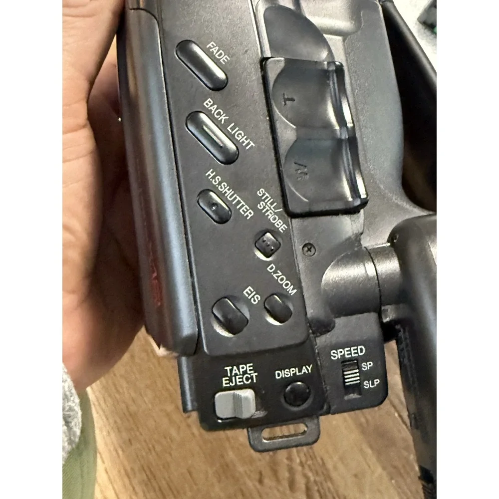 Panasonic PV-IQ604 Camcorder - Black , Please Read Description